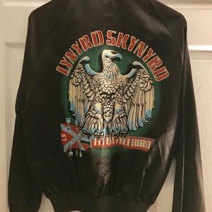 This is an original jacket from the 80’s.